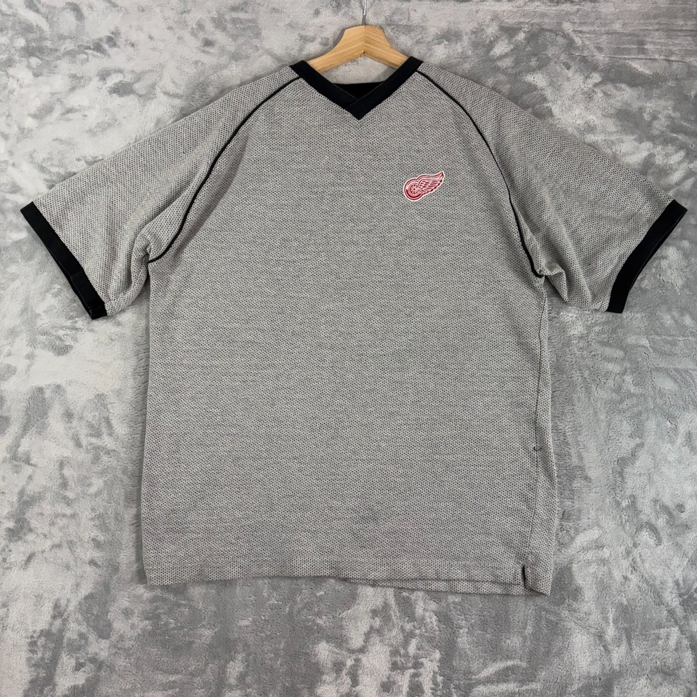 Vintage 90S Detroit Red Wings Hockey Team T-Shirt Large Embroidered Logo